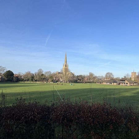 Beautiful Apartment In The Cathedral Grounds Norwich Esterno foto