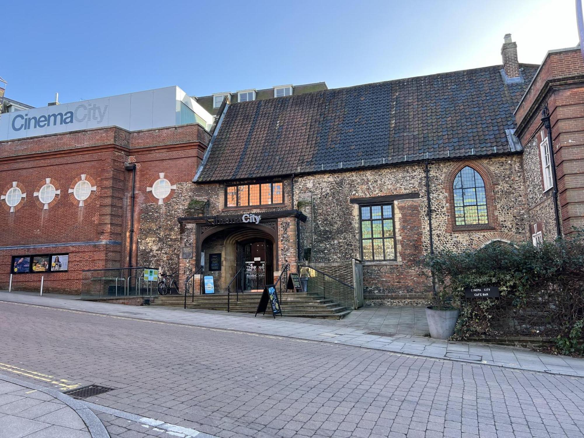 Beautiful Apartment In The Cathedral Grounds Norwich Esterno foto